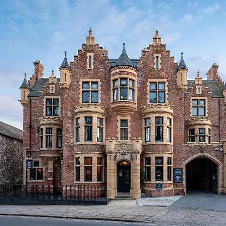 The Fleece Richmond Hotel