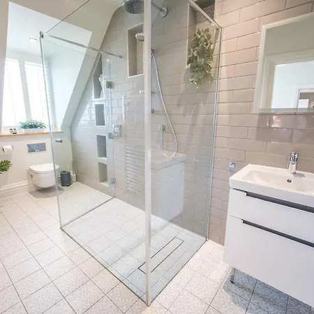 Hotel The Fleece 4*