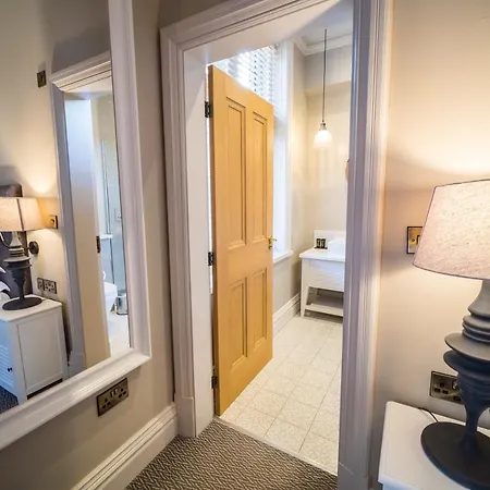 Hotell The Fleece 4*